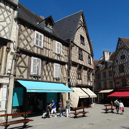 Appartement Coquet Centre Ville Filigrando Bourges Ngoại thất bức ảnh