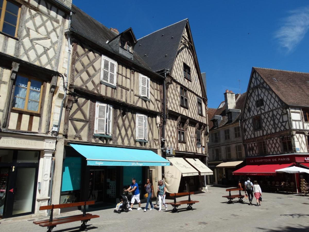 Appartement Coquet Centre Ville Filigrando Bourges Ngoại thất bức ảnh