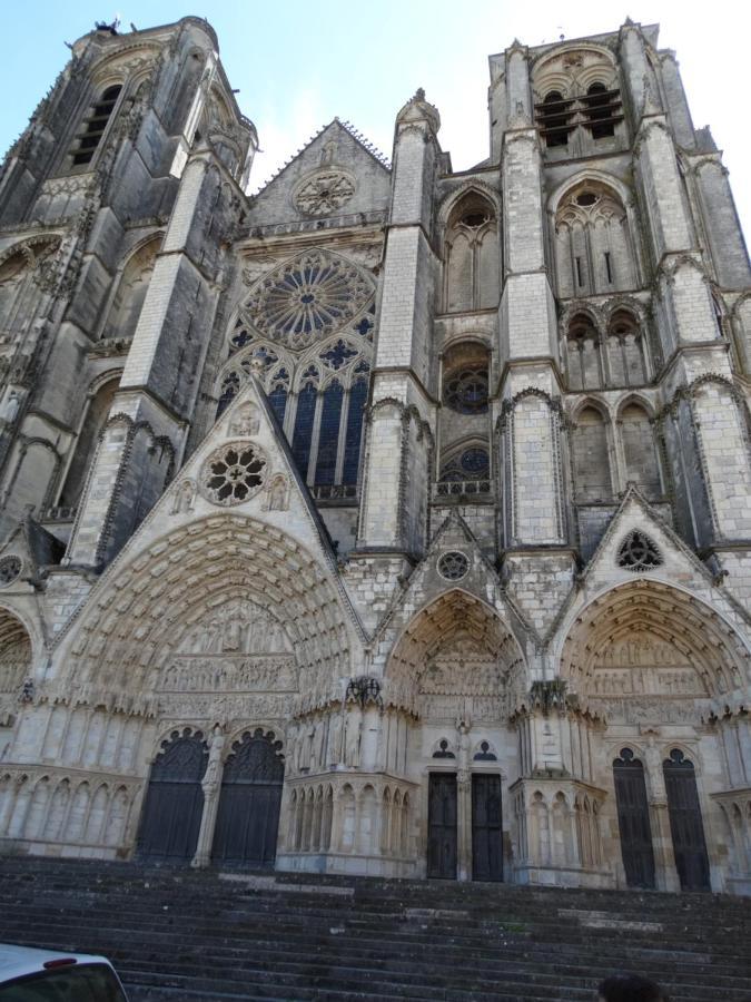Appartement Coquet Centre Ville Filigrando Bourges Ngoại thất bức ảnh